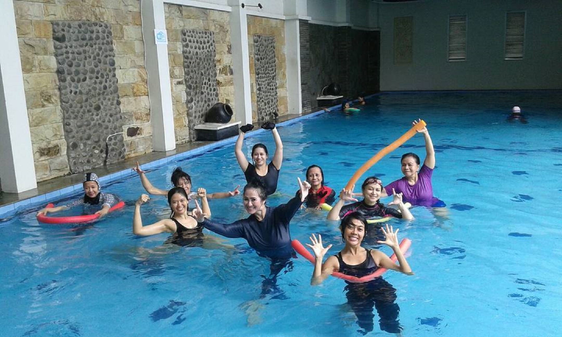kolam renang jakarta selatan 7 Kolam Renang Jakarta Selatan Yang Lagi Hits, Fasilitasnya Bikin Betah!