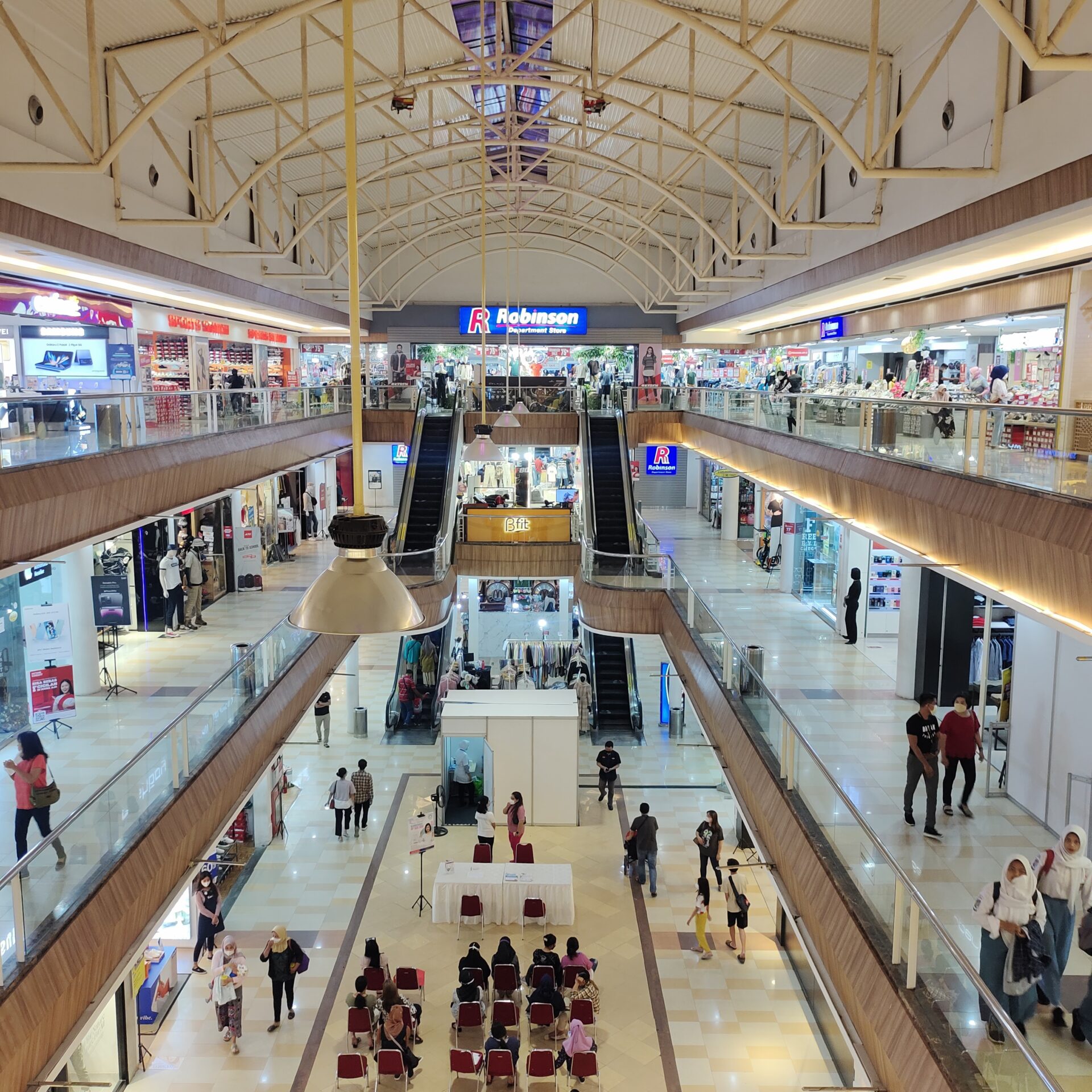 citraland mall semarang Wisata Berbelanja Di Citraland Mall Semarang, Hanya 5 Menit Dari Pusat Kota