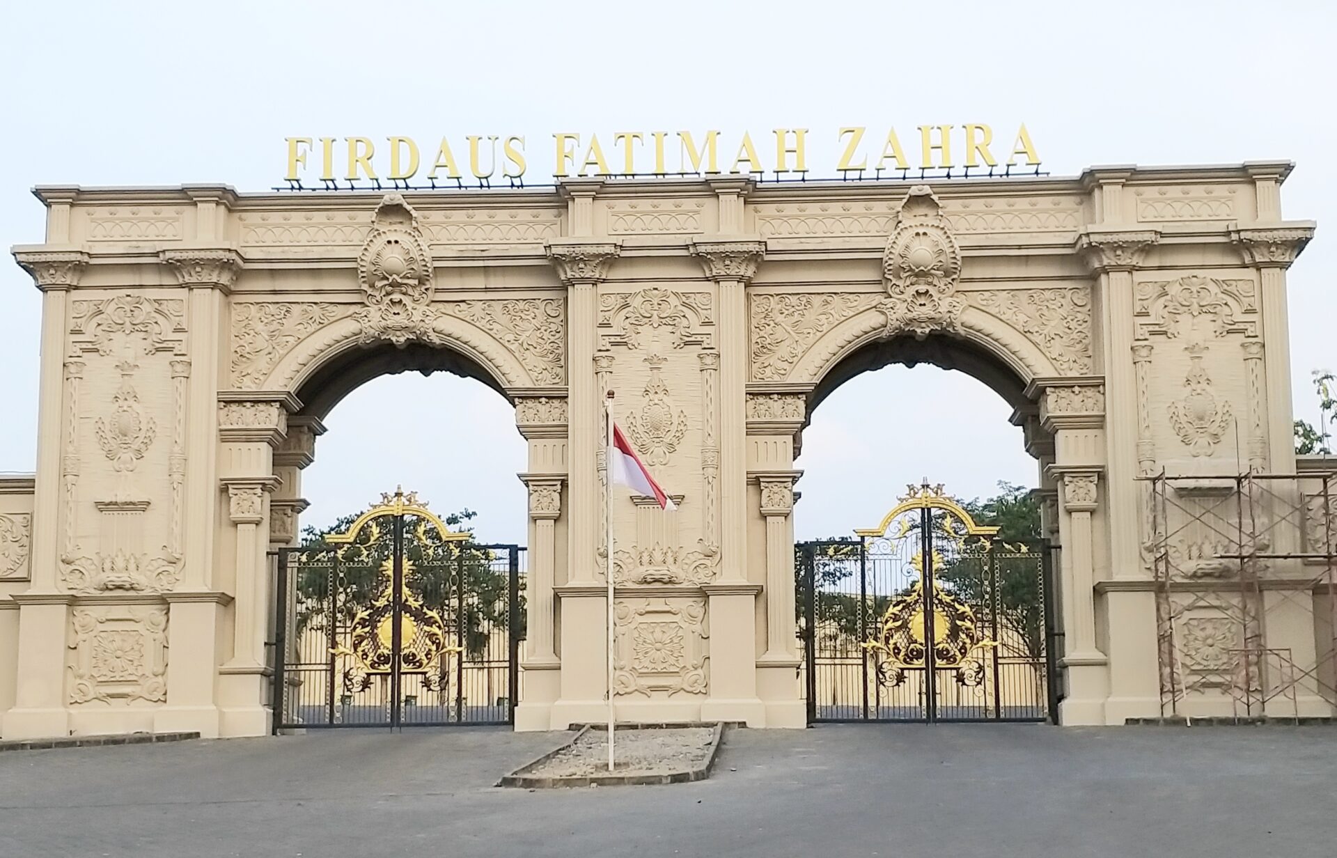 fatimah zahra semarang Wisata Religi Fatimah Zahra Semarang, Tempat Manasik Haji Termegah di Jawa Tengah